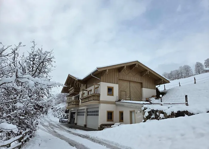 In Near Kitzbuehel Area アパート ミッタージル